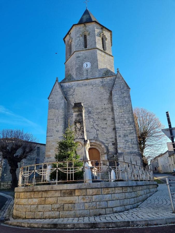 Tusson Chambres D'Hotes Charente Exteriör bild